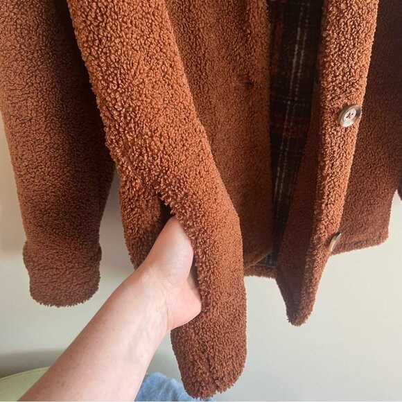 Paraphrase Thick Sherpa Fleece Lined  Rust Shacket - Picture 9 of 13